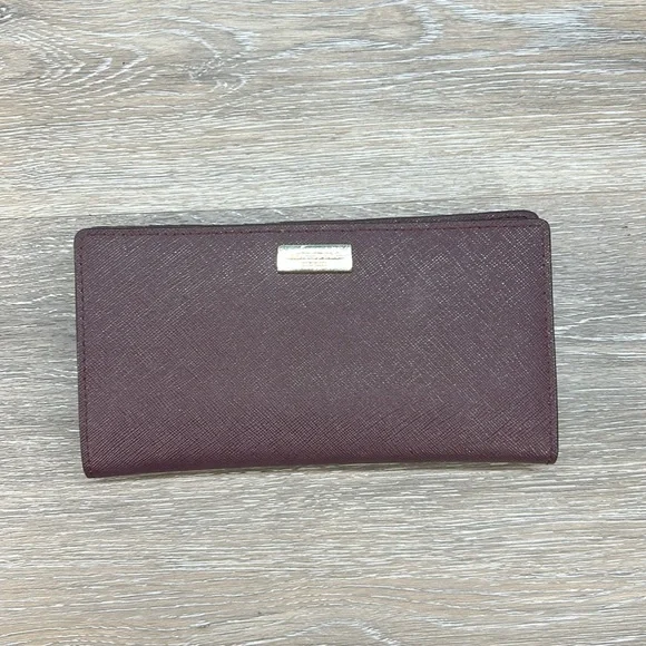 Kate Spade Burgundy Crossbody Bag with Chain Strap - Picture 9 of 15